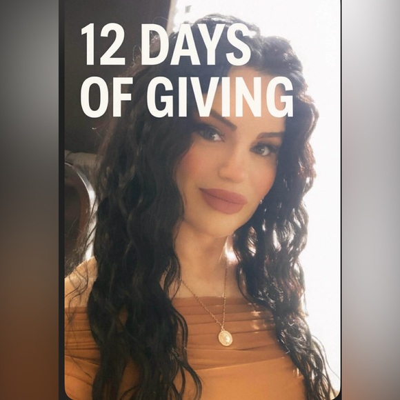 Accessories - ✨12 days of Giving -community appreciation listing ✨